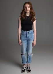 NE1 | CIB26 Full Length Photo