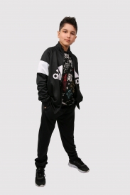 NE1 | BN21 Full Length Photo